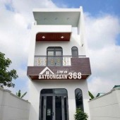 Bán Gấp Nhà 1 Trệt 1 Lầu, 120m², Sân Ô Tô Rộng, Cách UBND Tương Bình Hiệp Chỉ 500m